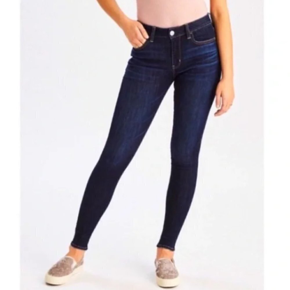 𝅺american Eagle Skinny Jeans Size 2‎